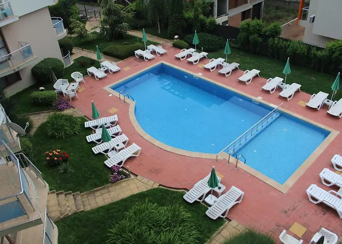 Complex Starfish със собствено паркомясто Свети Влас