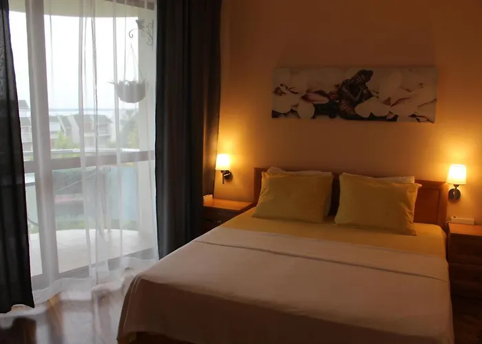 Апартамент Complex Starfish със собствено паркомясто *